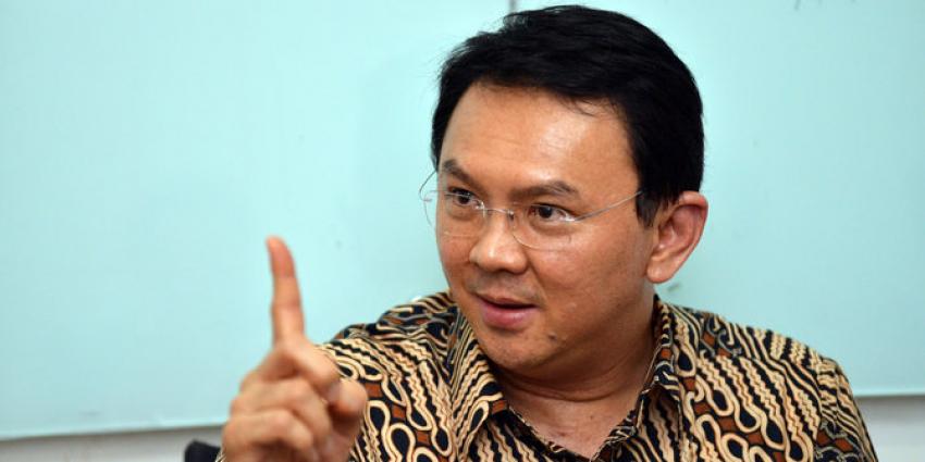 84ahok batik.jpg